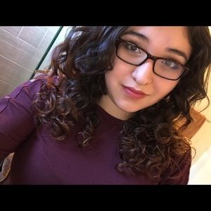 Meet your Posher, Gisella